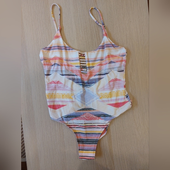 Rip Curl one piece swim suit size small - Picture 3 of 3